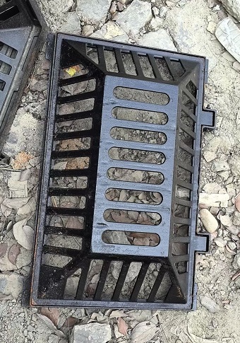 溢流井蓋圖片，溢流口井蓋，溢流式井蓋