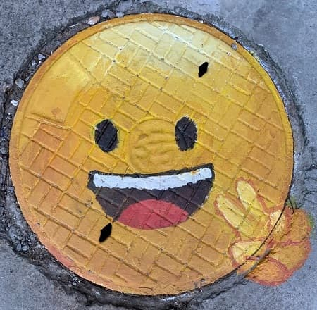 藝術(shù)井蓋彩繪