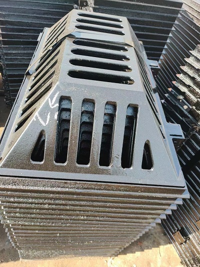 球墨鑄鐵井蓋規(guī)格型號解析：如何選擇適合的球墨井蓋？