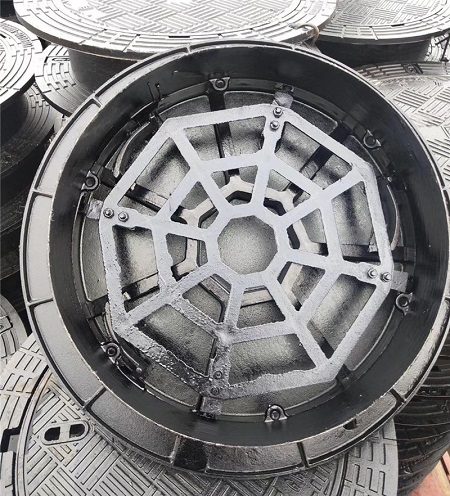 700重型球墨鑄鐵井蓋——高強度、高耐用的理想選擇