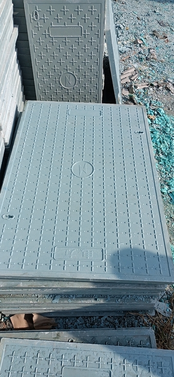 玻璃鋼井蓋模具是用于制造玻璃鋼井蓋的工具，玻璃鋼井蓋模具，玻璃鋼井蓋