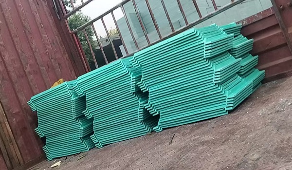 玻璃鋼井蓋套什么定額，玻璃鋼井蓋定額，玻璃鋼井蓋