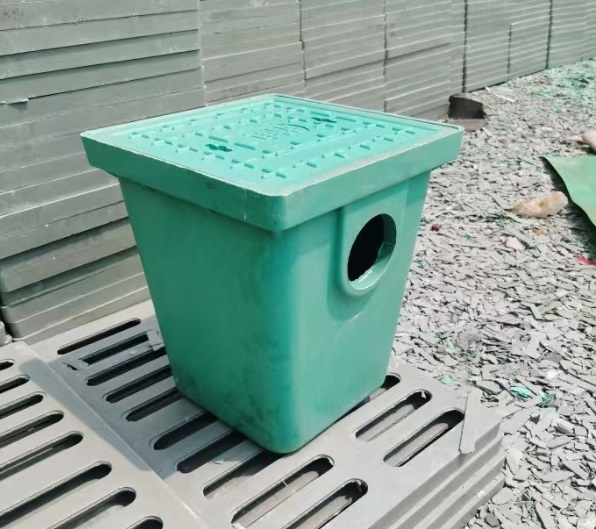 玻璃鋼井蓋套什么定額，玻璃鋼井蓋定額，玻璃鋼井蓋