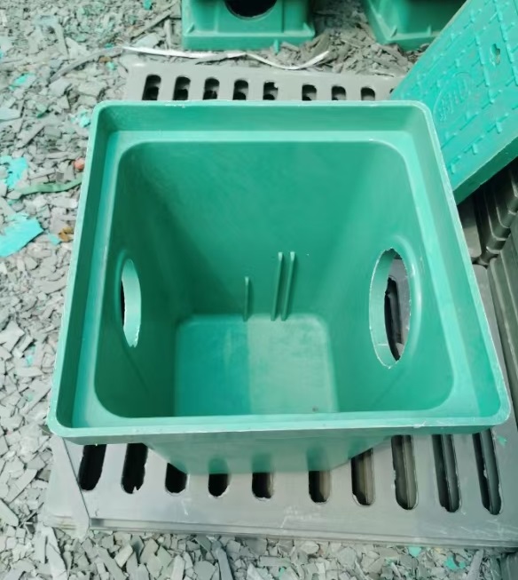 玻璃鋼井蓋套什么定額，玻璃鋼井蓋定額，玻璃鋼井蓋