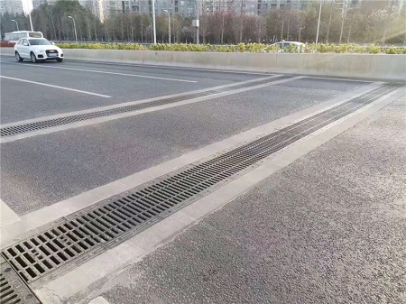 橫截溝鑄鐵篦子，橫截溝，橫截溝篦子，隧道橫截溝鑄鐵篦子